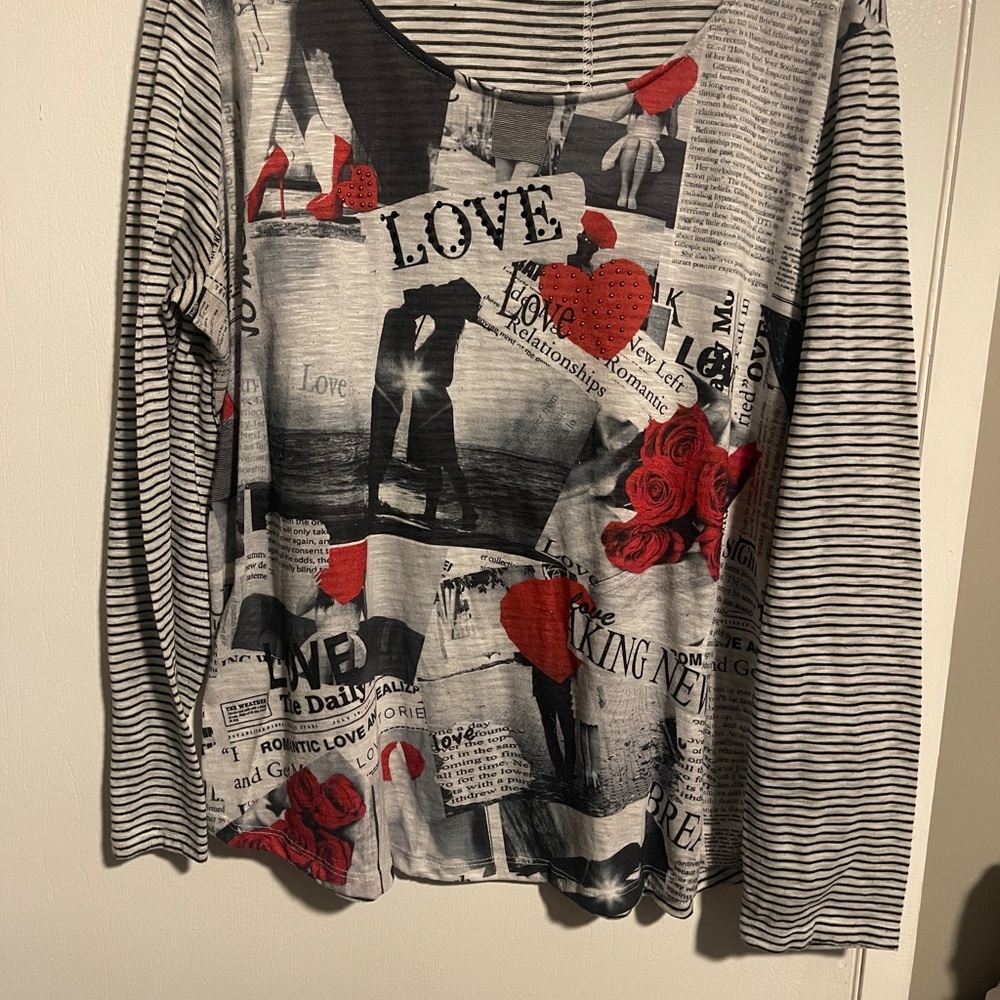 Cato Button Back Love Theme Top Size 18/20W love valentines